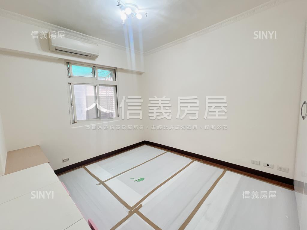 面公園精美三房房屋室內格局與周邊環境