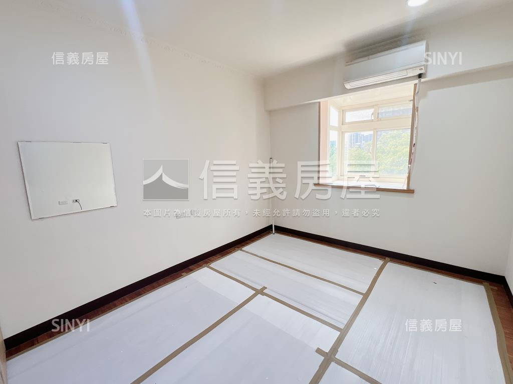 面公園精美三房房屋室內格局與周邊環境