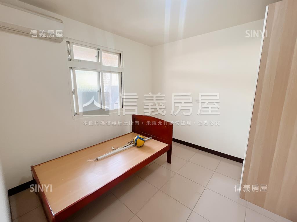 面公園精美三房房屋室內格局與周邊環境