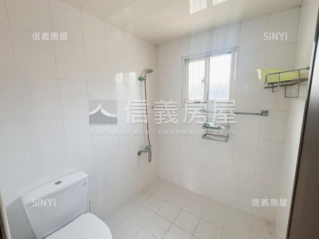 面公園精美三房房屋室內格局與周邊環境