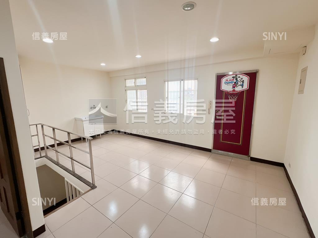 面公園精美三房房屋室內格局與周邊環境