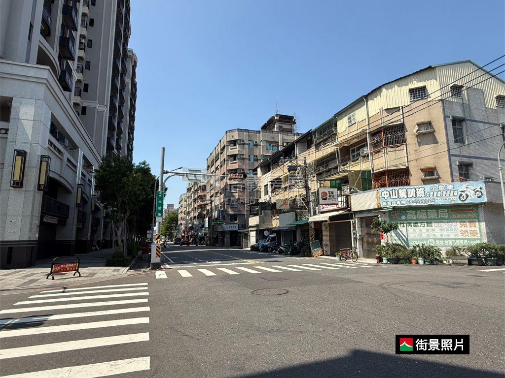 正崇德路角窗金店住房屋室內格局與周邊環境