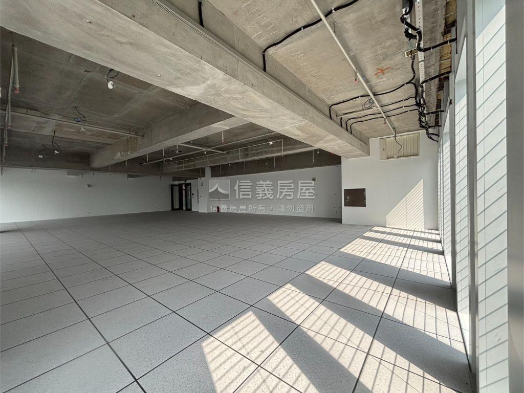 大里軟科商辦面公園房屋室內格局與周邊環境
