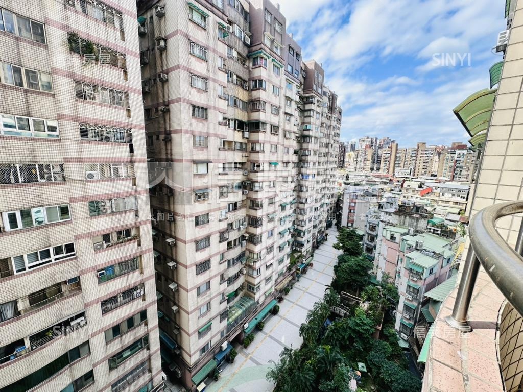 景安後棟小資最愛房屋室內格局與周邊環境