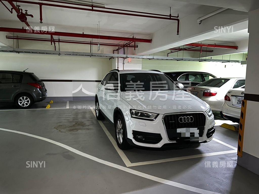 新潤電梯三房坡平車位房屋室內格局與周邊環境