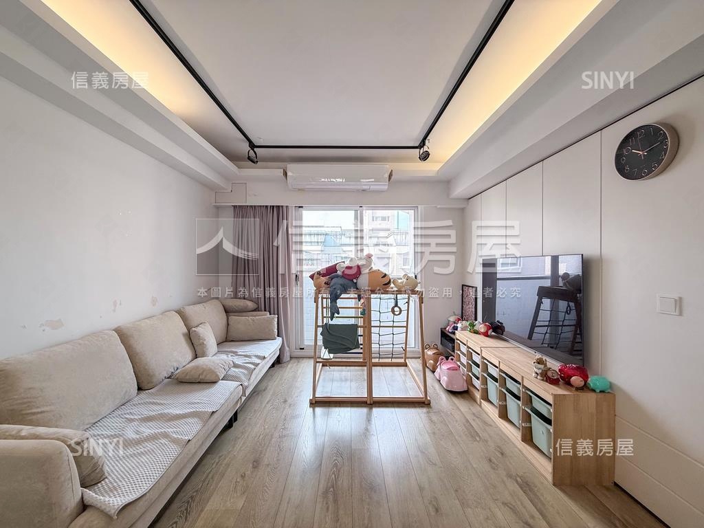 宏琳尊龍兩房車位裝潢美宅房屋室內格局與周邊環境