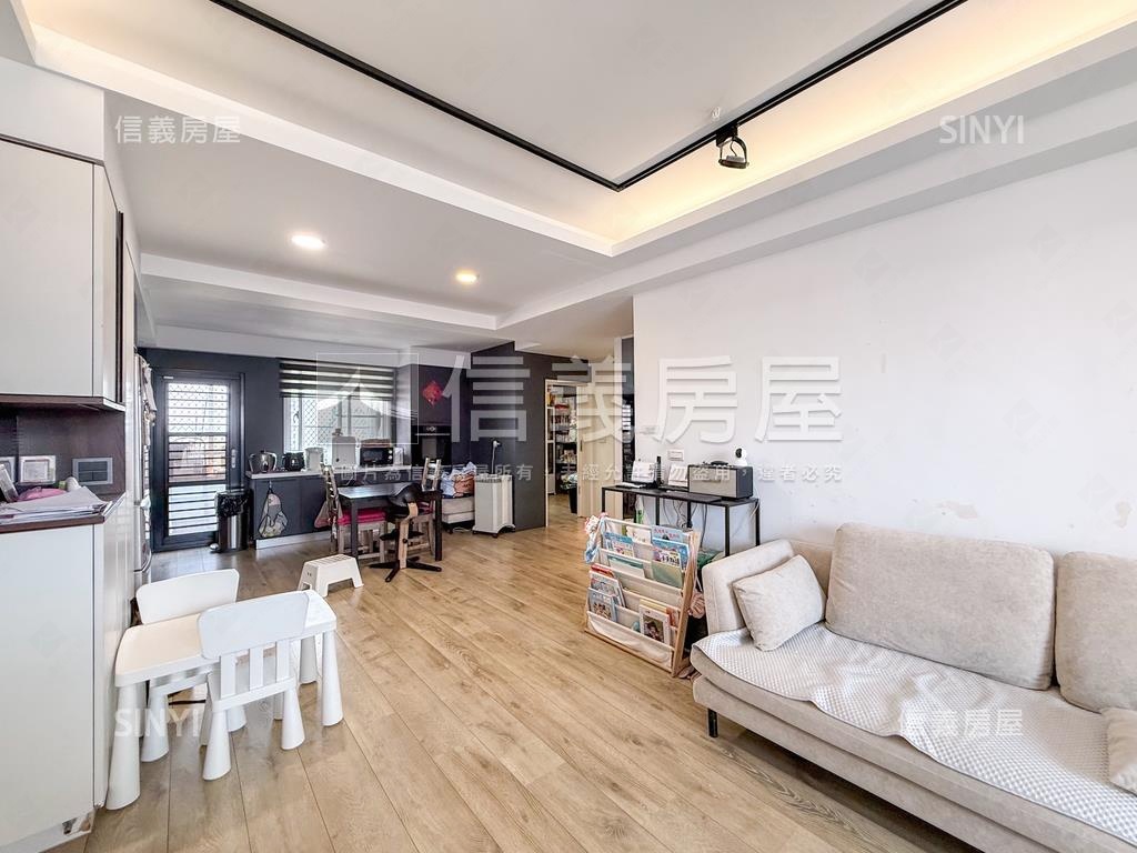 宏琳尊龍兩房車位裝潢美宅房屋室內格局與周邊環境