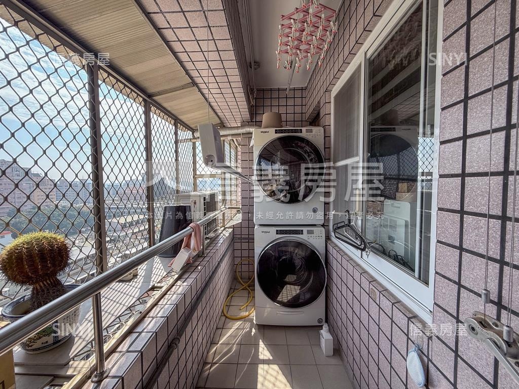 宏琳尊龍兩房車位裝潢美宅房屋室內格局與周邊環境