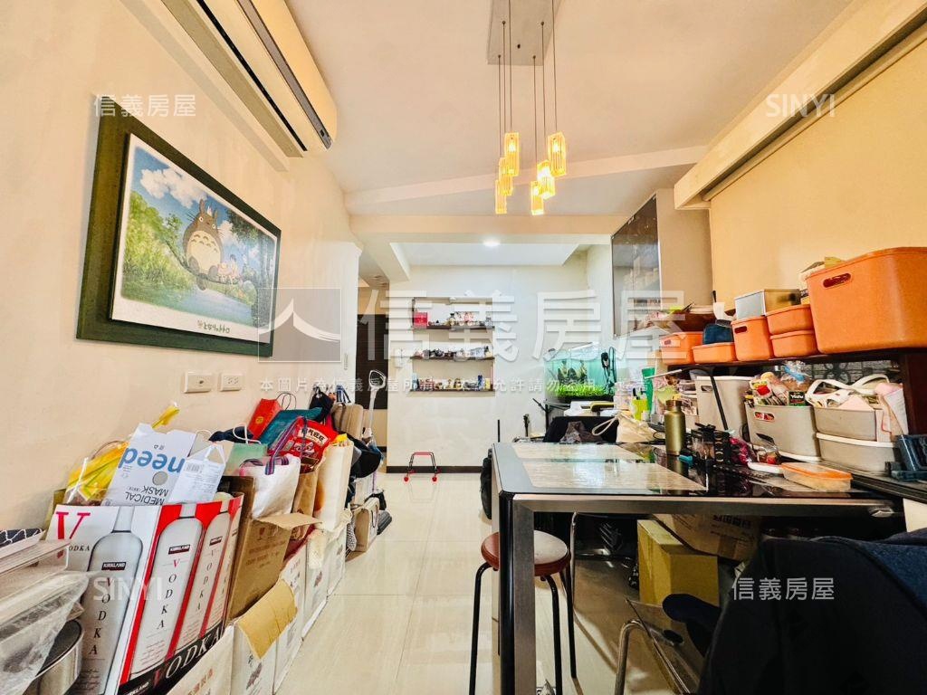 近秀朗站大空間美寓房屋室內格局與周邊環境