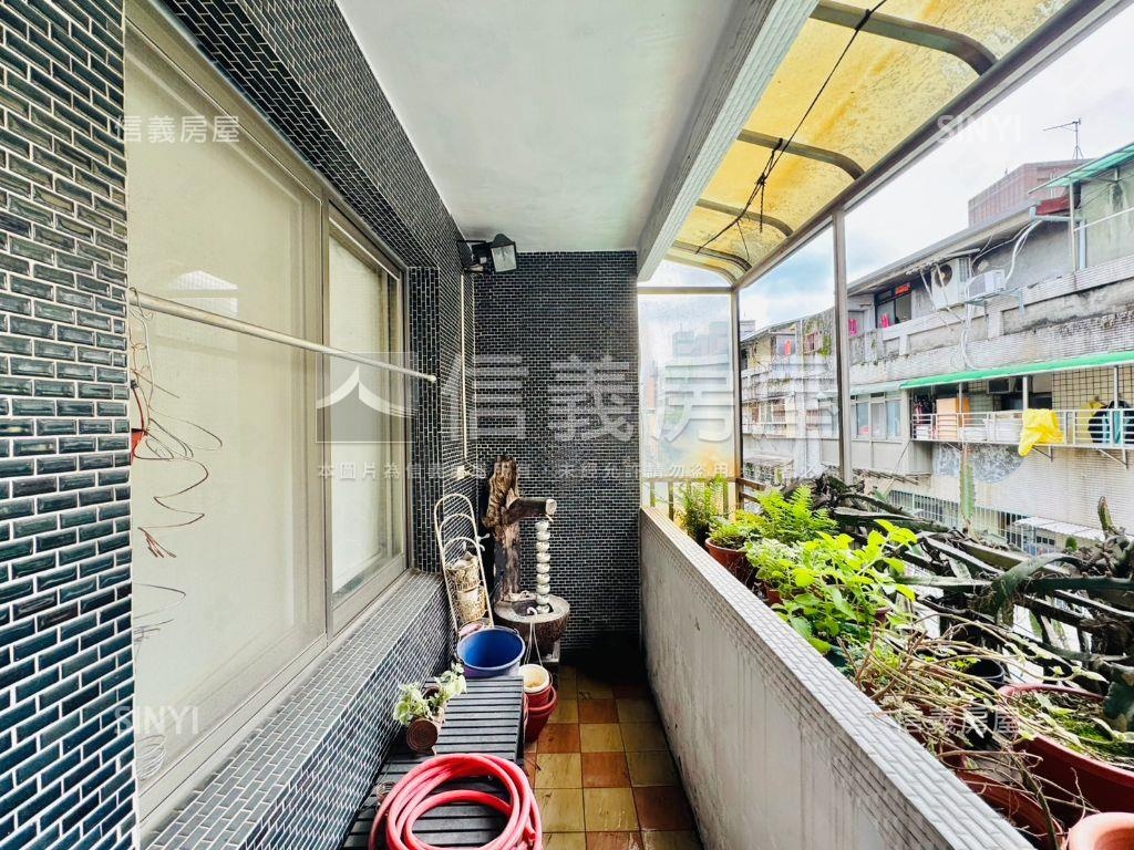 近秀朗站大空間美寓房屋室內格局與周邊環境