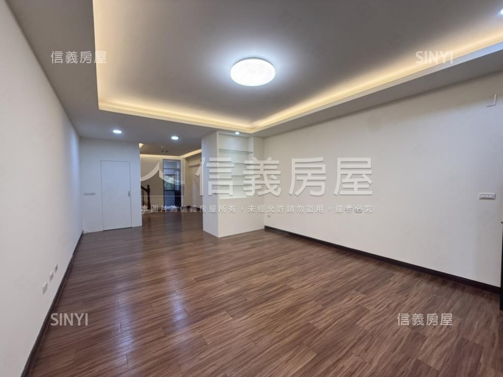 精誠向上商圈朝南精美店面房屋室內格局與周邊環境