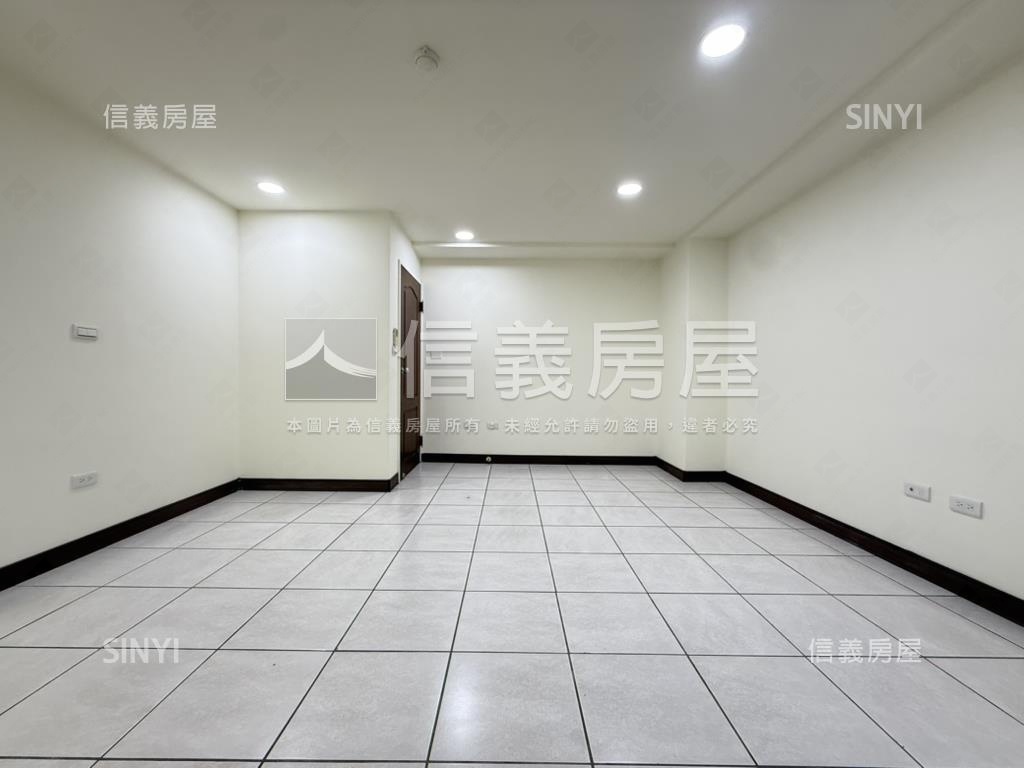 精誠向上商圈朝南精美店面房屋室內格局與周邊環境