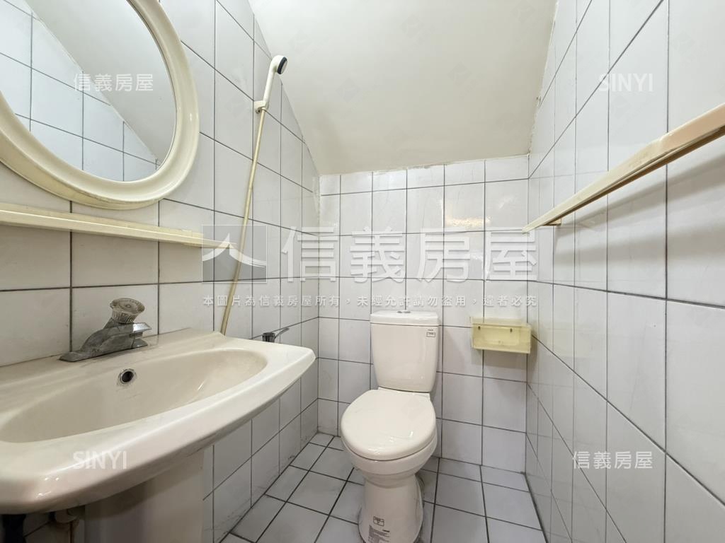 精誠向上商圈朝南精美店面房屋室內格局與周邊環境