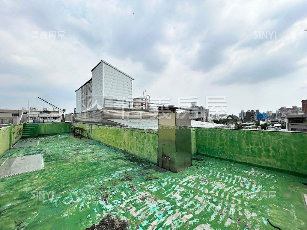 專任南區土地房屋室內格局與周邊環境