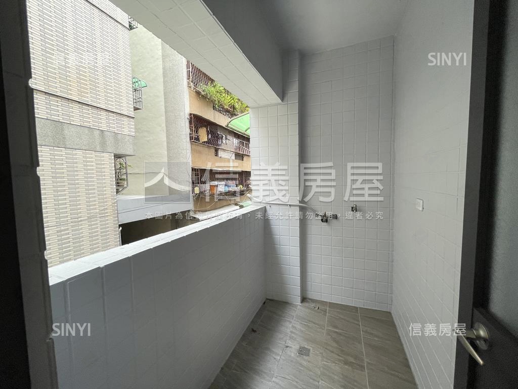 塗城商圈邊間精美２房樓店房屋室內格局與周邊環境