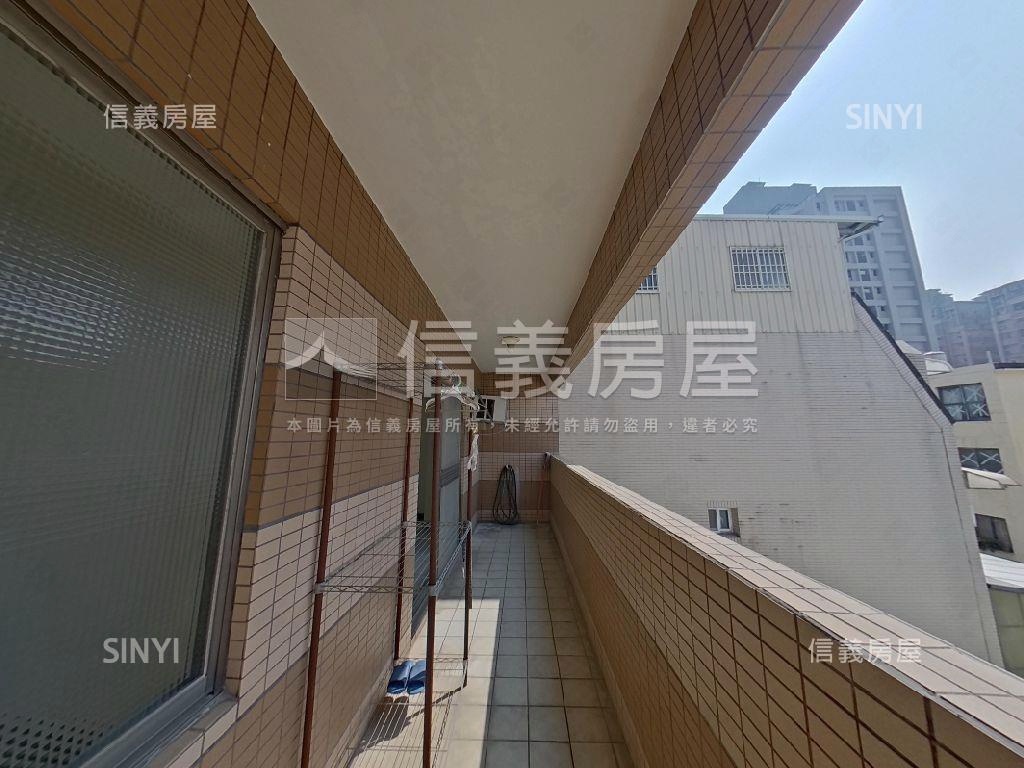 大豐尊爵３＋１附車位房屋室內格局與周邊環境