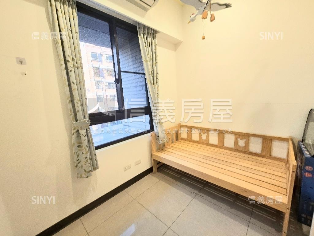 信義樂章溫馨兩房房屋室內格局與周邊環境