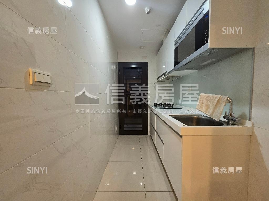 信義樂章溫馨兩房房屋室內格局與周邊環境