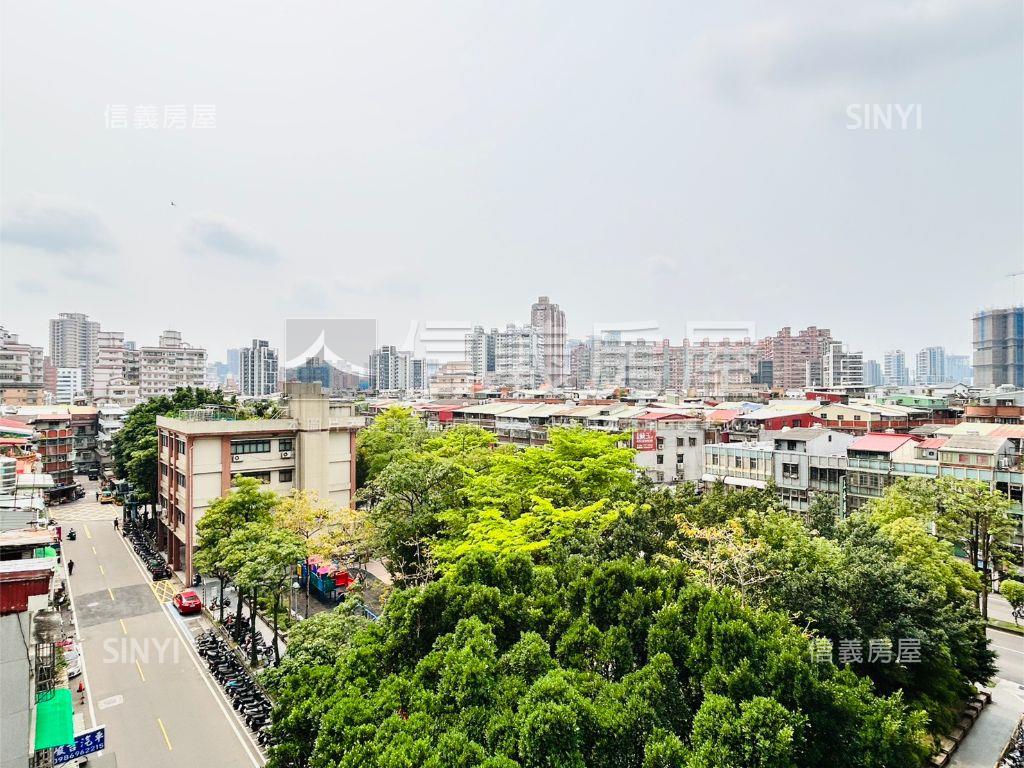 單層獨享樹景電梯美兩房房屋室內格局與周邊環境