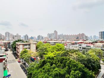 單層獨享樹景電梯美兩房