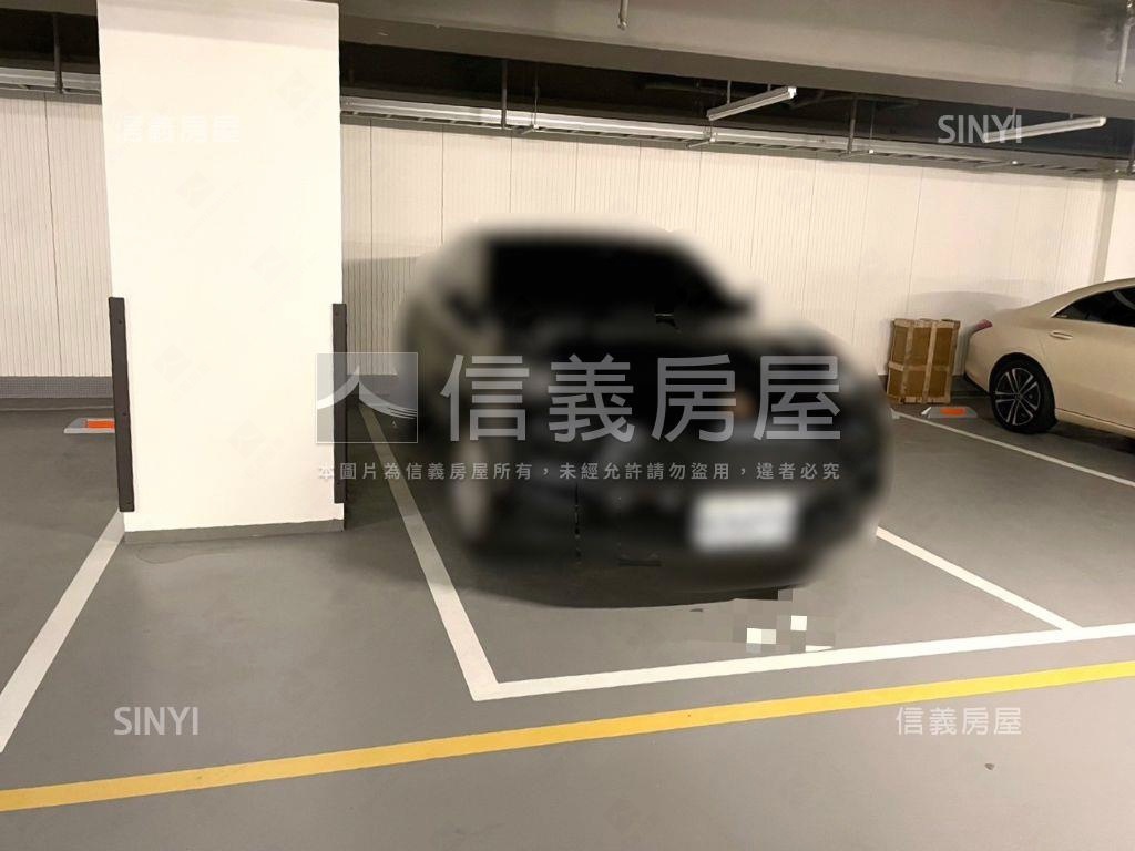 全新國美高樓面寬兩房車位房屋室內格局與周邊環境