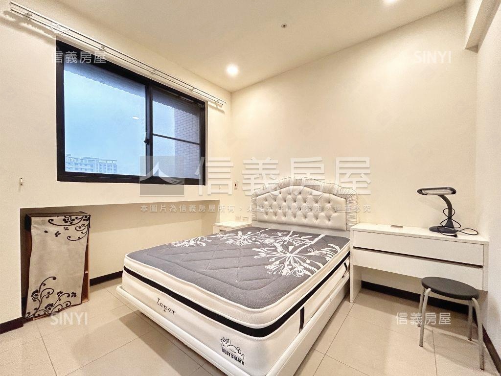 家樂福次頂樓景觀２＋１房房屋室內格局與周邊環境