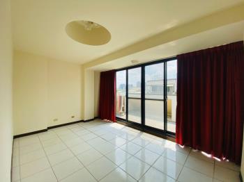 ★近七期市政邊間別墅