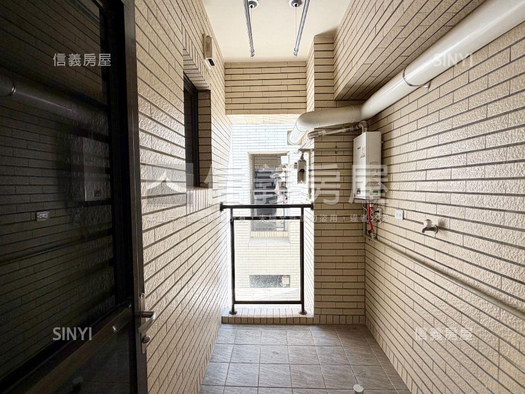 北安公園霸景兩房平車房屋室內格局與周邊環境