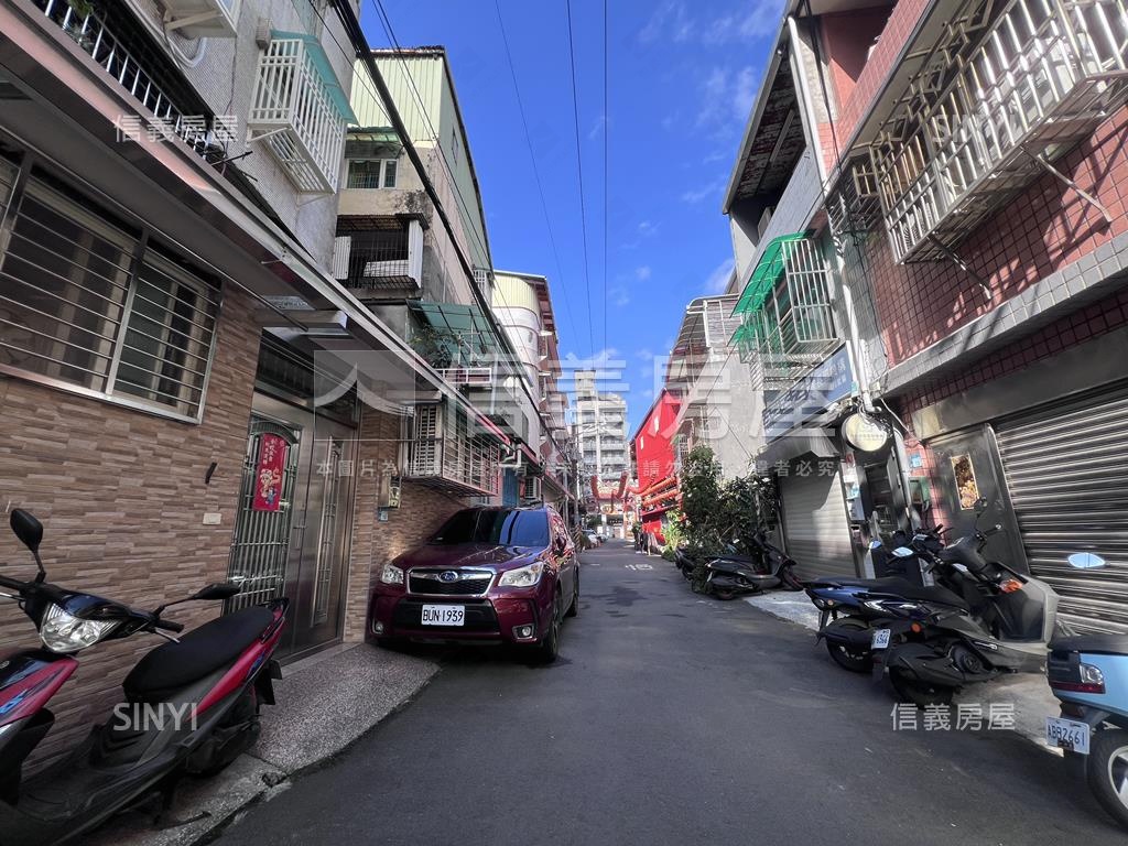 近車站三樓美宅房屋室內格局與周邊環境