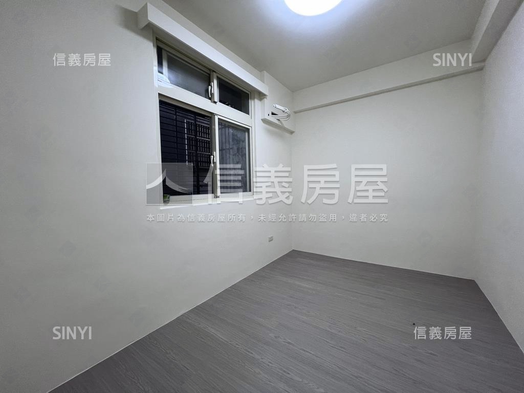 近車站三樓美宅房屋室內格局與周邊環境