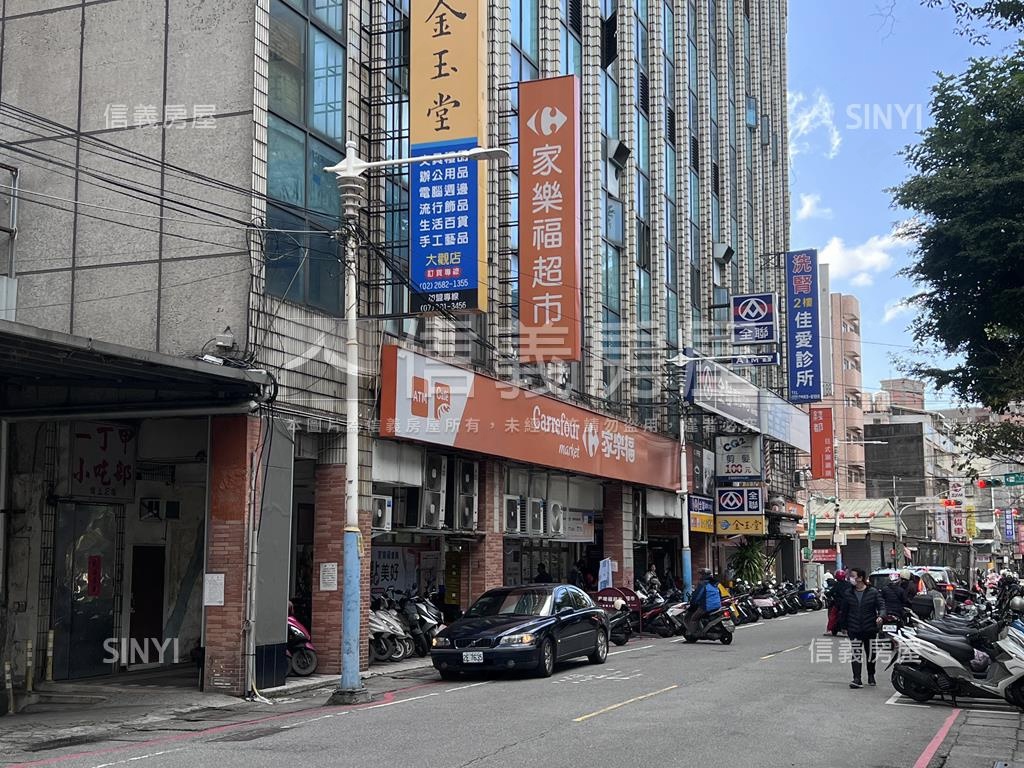 近車站三樓美宅房屋室內格局與周邊環境