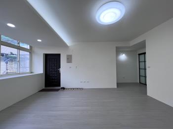 近車站三樓美宅