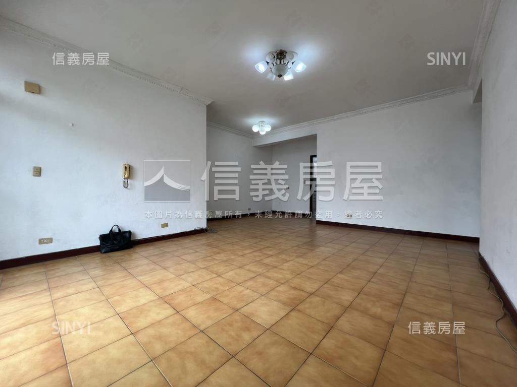 捷運～標準格局方正公寓房屋室內格局與周邊環境