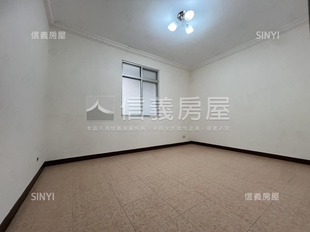 捷運～標準格局方正公寓房屋室內格局與周邊環境