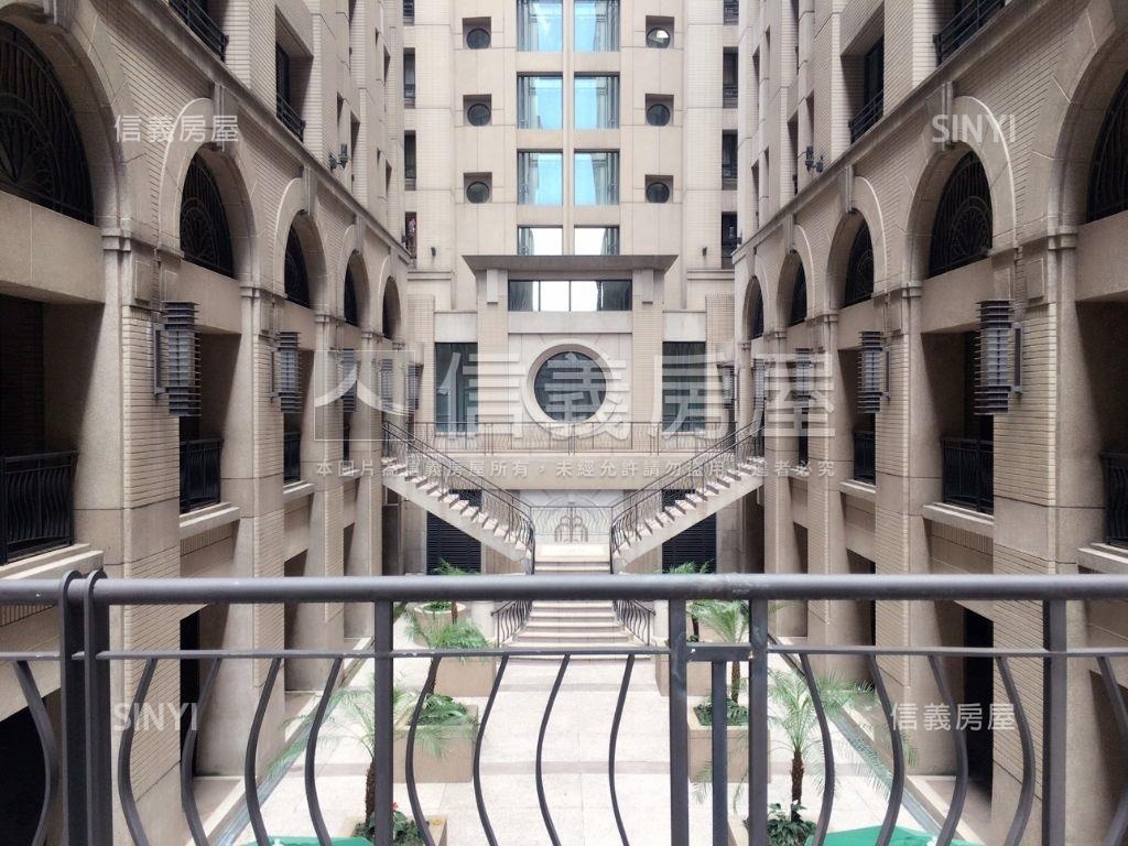 四季向陽高樓美景房屋室內格局與周邊環境