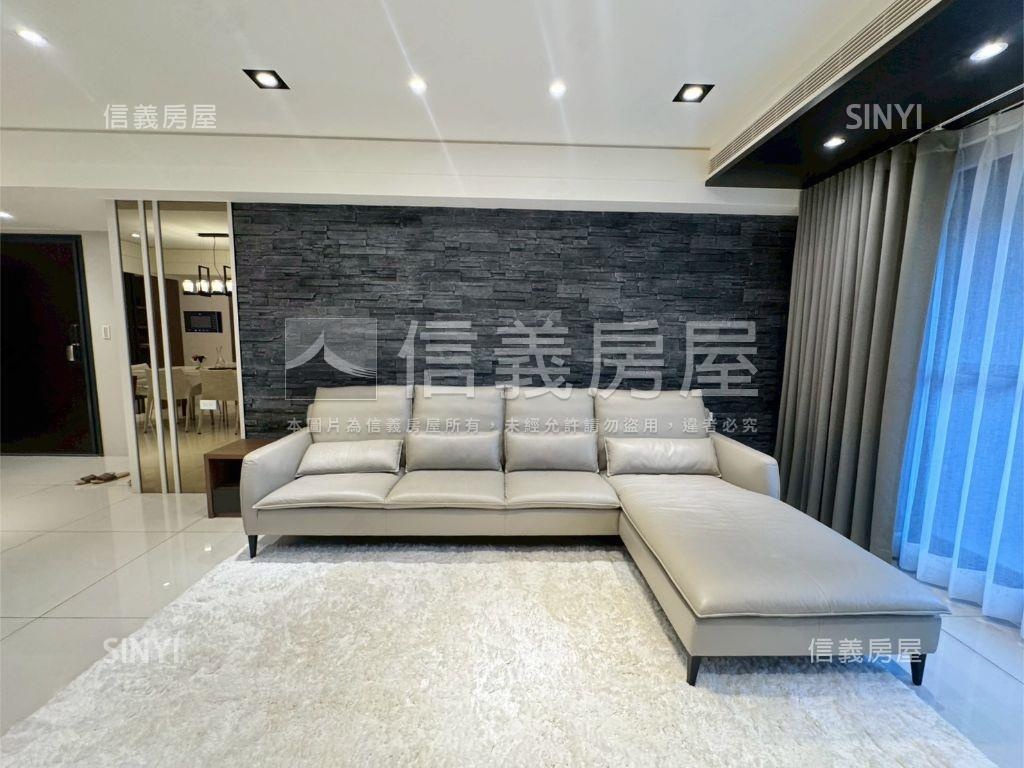 精裝戀戀四房平車房屋室內格局與周邊環境