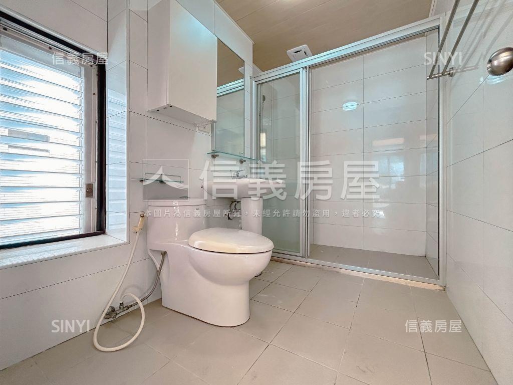 氣派｜大面寬邊間雙車透天房屋室內格局與周邊環境