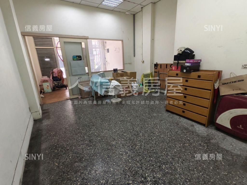 西區精華地段邊間透店房屋室內格局與周邊環境