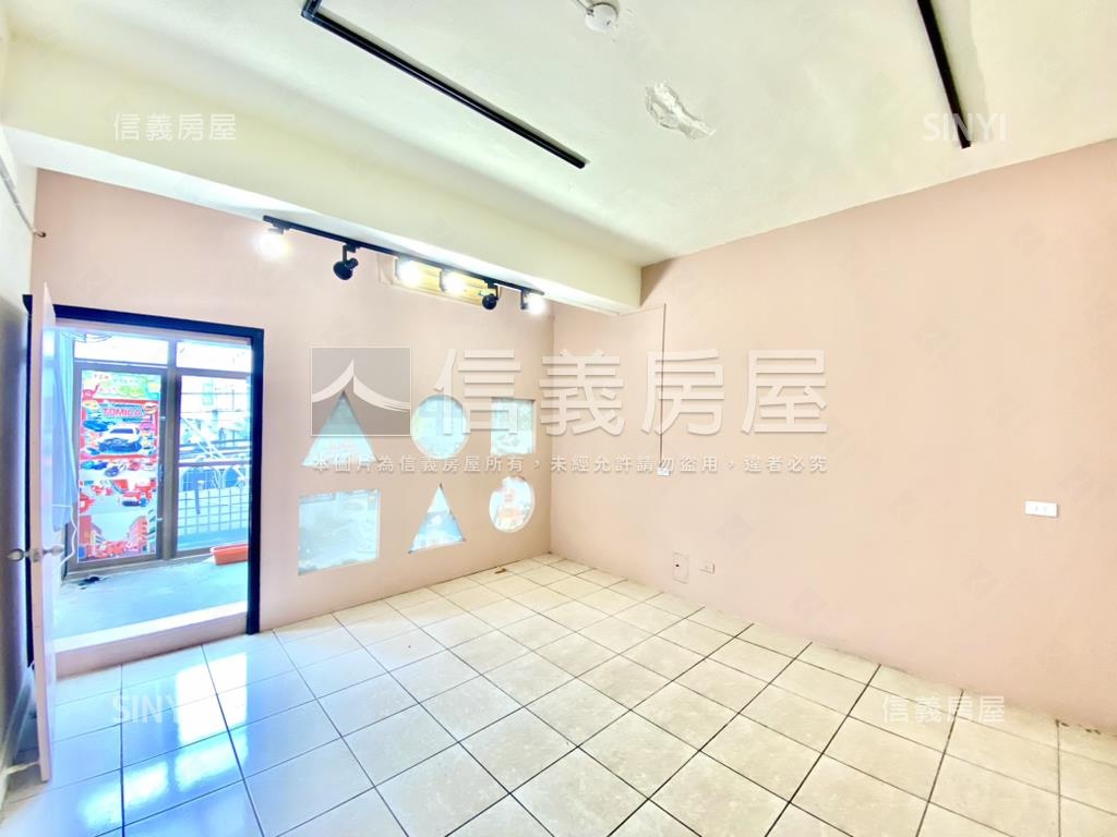 近沙鹿火車站角間透店房屋室內格局與周邊環境