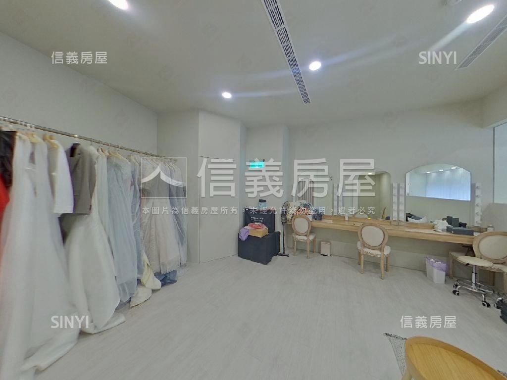 園道第一排大面寬優質金店房屋室內格局與周邊環境