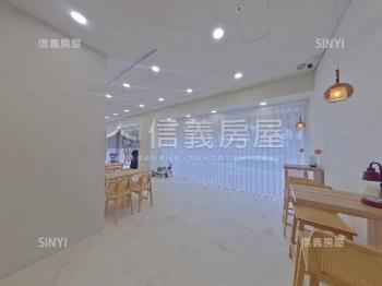 園道第一排大面寬優質金店