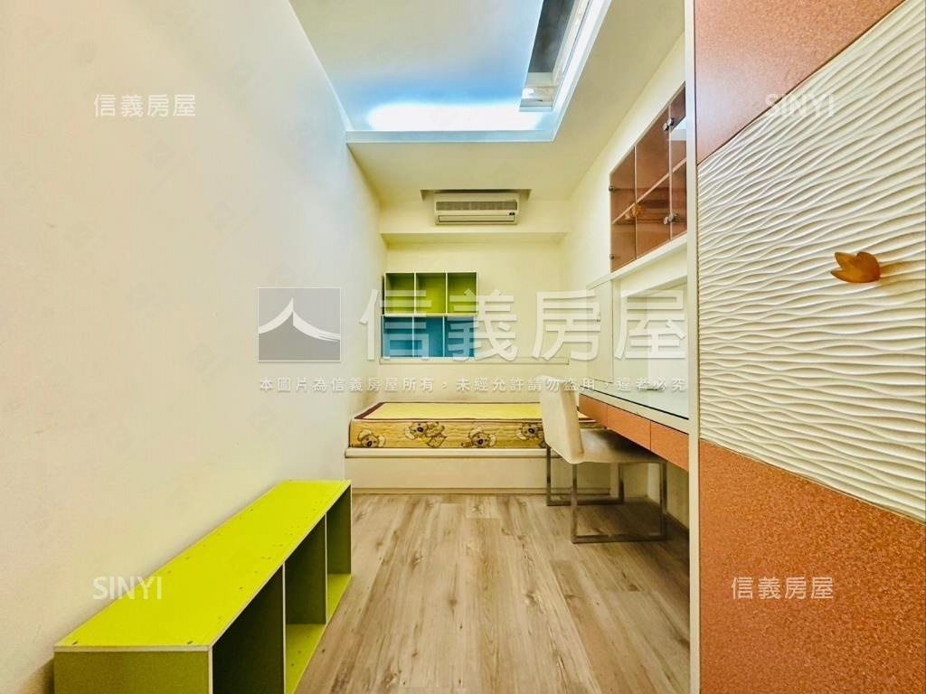 重慶台北精美電梯三房房屋室內格局與周邊環境