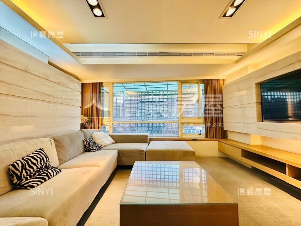 重慶台北精美電梯三房房屋室內格局與周邊環境