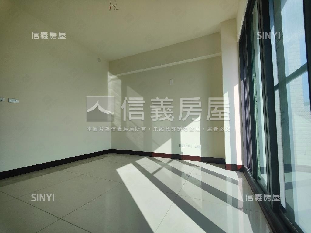 藝文中心臨路全新別墅房屋室內格局與周邊環境