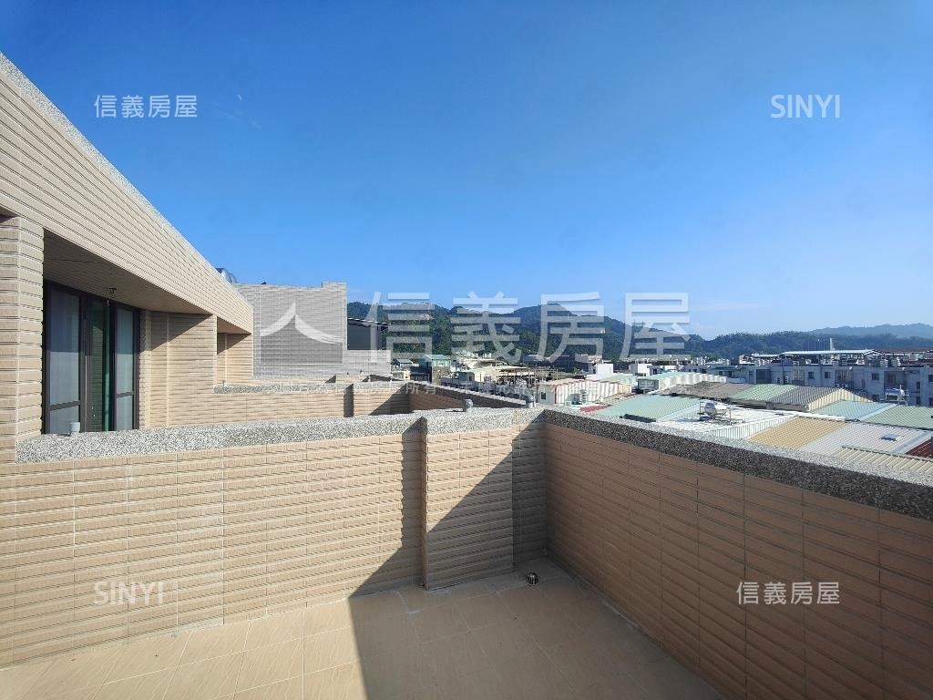 藝文中心臨路全新別墅房屋室內格局與周邊環境