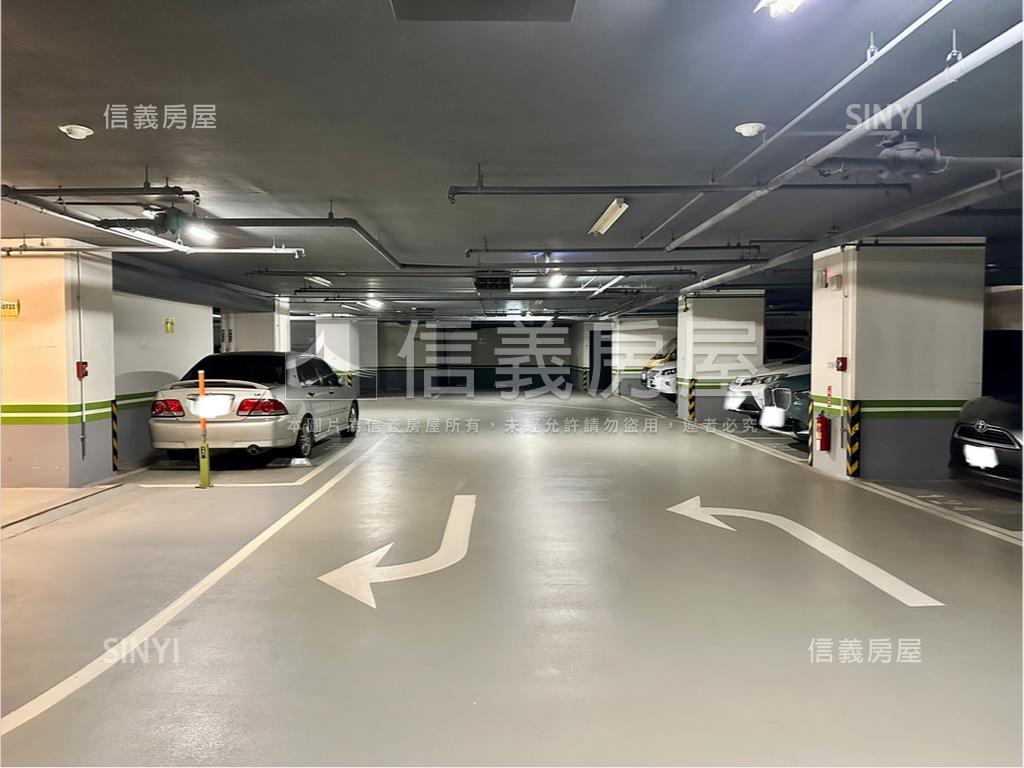 江翠獨立產權Ｂ２平移車位房屋室內格局與周邊環境