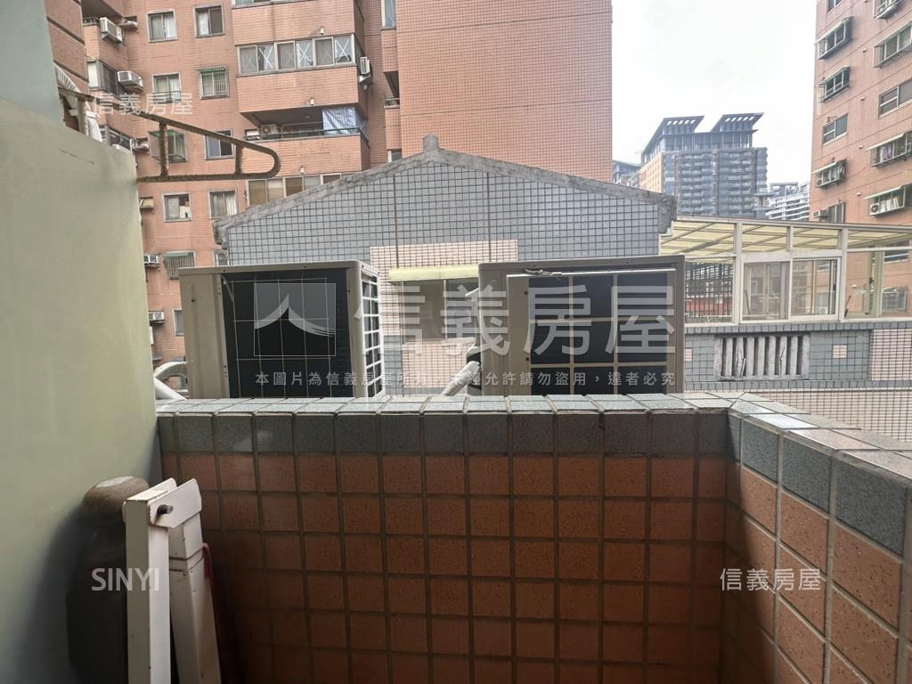 上安學區大空間低總價樓店房屋室內格局與周邊環境