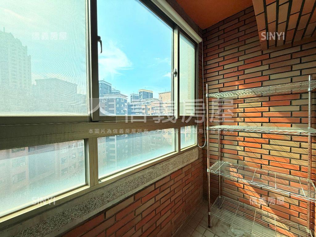 文心經典四房超級讚房屋室內格局與周邊環境