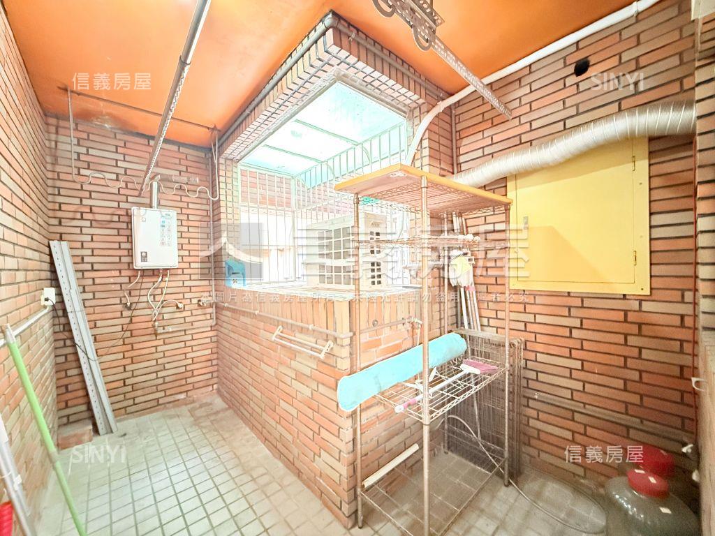 文心經典四房超級讚房屋室內格局與周邊環境