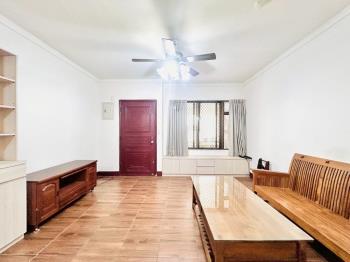 專任園邸園大三房美屋